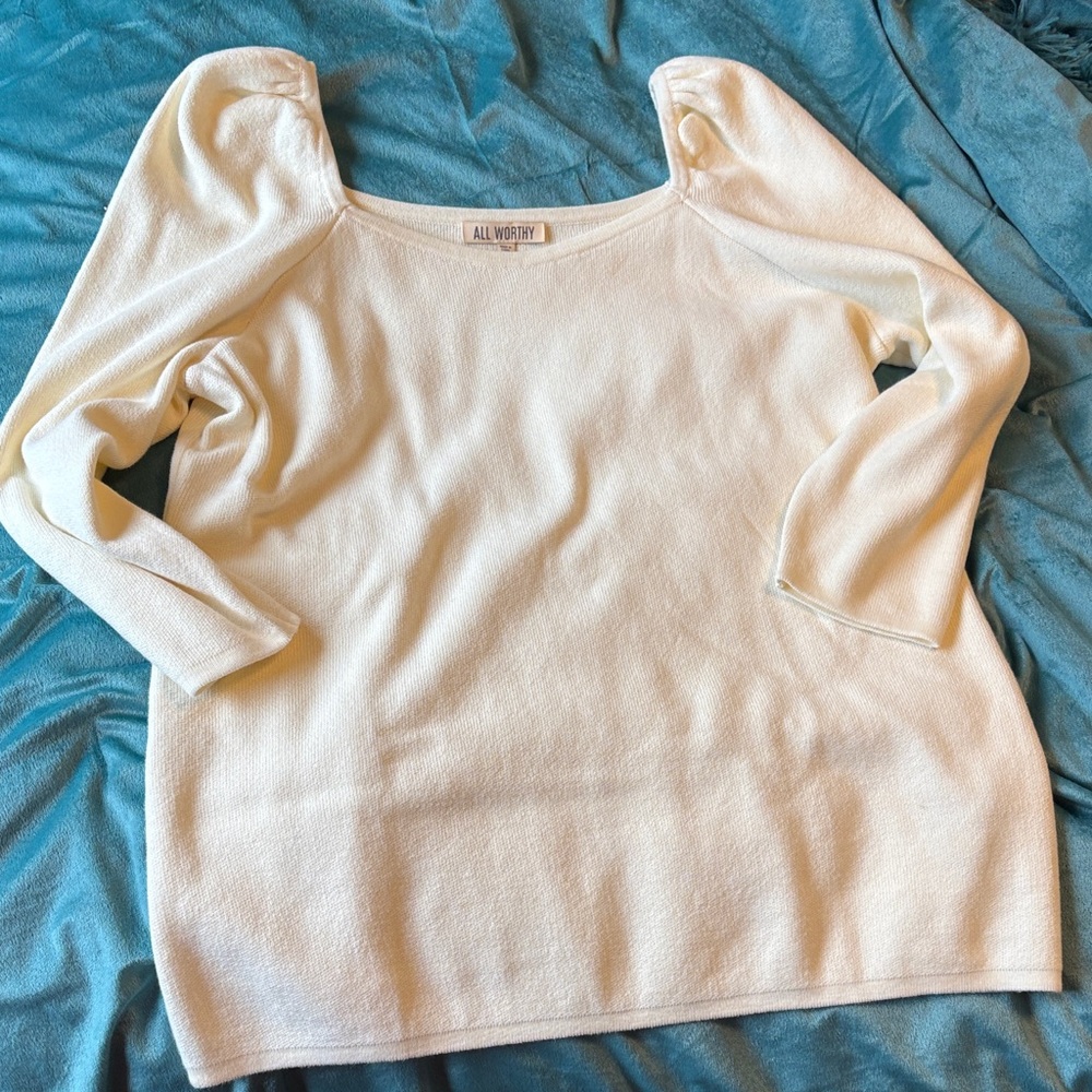 All Worthy by Hunter McGrady Cream Scoop Neck Sweater